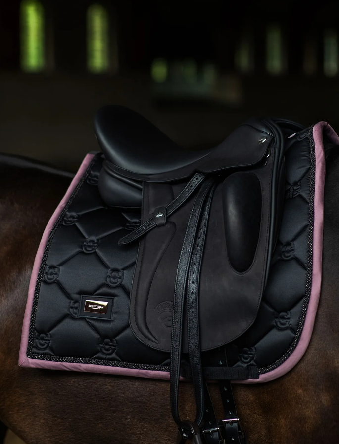 Tapis de selle Black Blush DRESSAGE - EQUESTRIAN STOCKHOLM