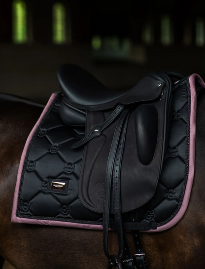 Tapis de selle Black Blush DRESSAGE - EQUESTRIAN STOCKHOLM