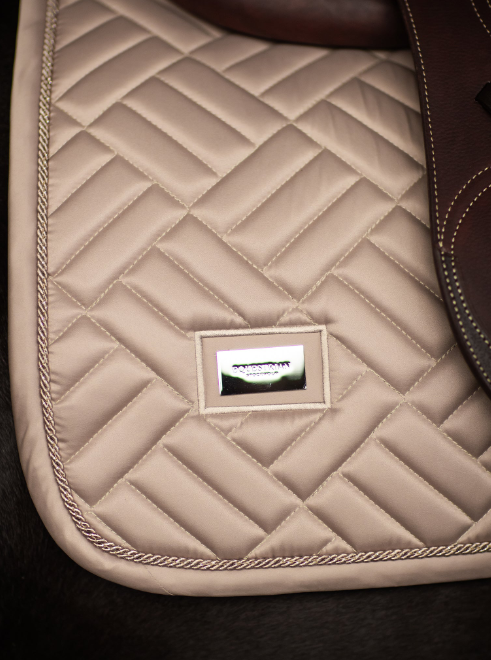 Tapis de selle Modern Sand MIXTE - EQUESTRIAN STOCKHOLM