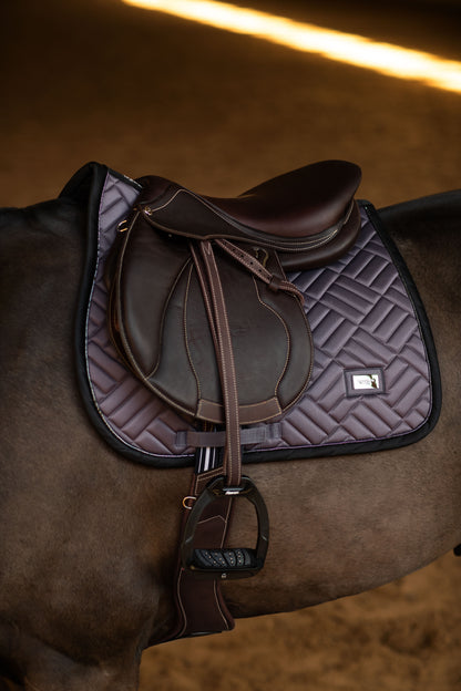 Tapis de selle Modern Dark Violet MIXTE - Equestrian Stockholm