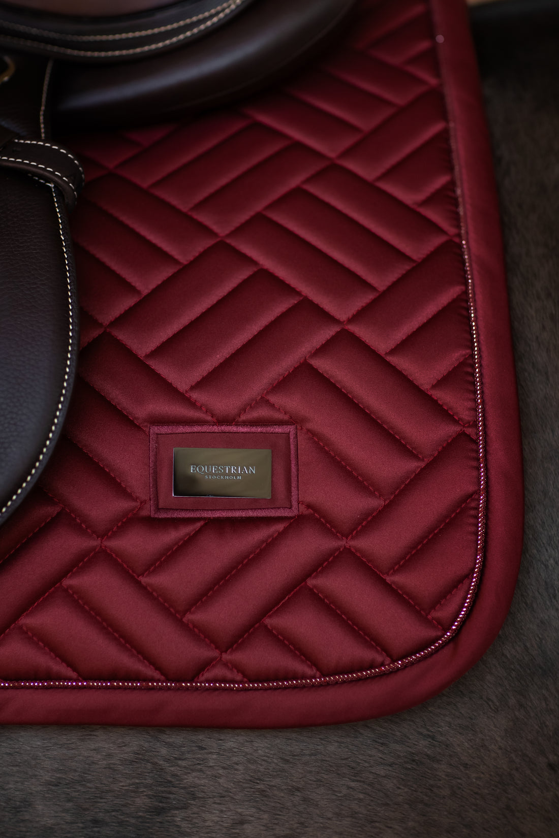 Tapis de selle Modern Bordeaux MIXTE - Equestrian Stockholm
