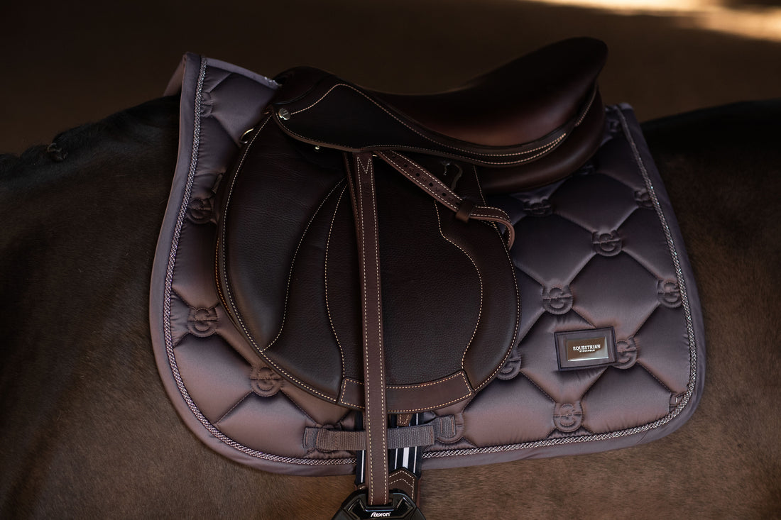 Tapis de selle Dark Violet MIXTE - Equestrian Stockholm