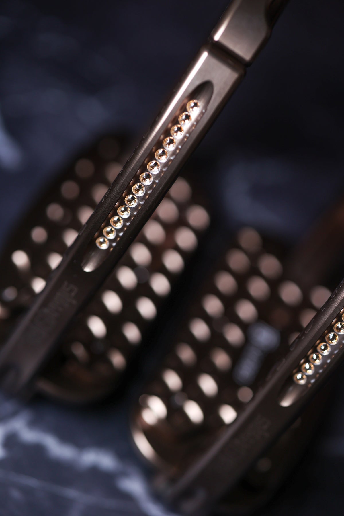 Etriers Untamed Leopard edition limitée Marron Swarovski - Tech Stirrup