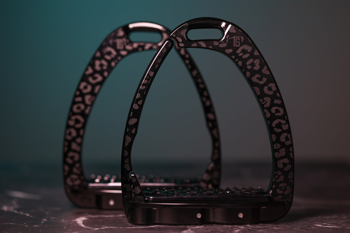 Etriers Untamed Leopard edition limitée Gris Swarovski - Tech Stirrup