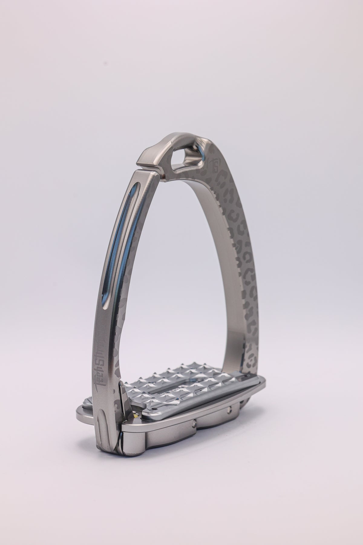Etriers Untamed Leopard edition limitée Gris clair - Tech Stirrup