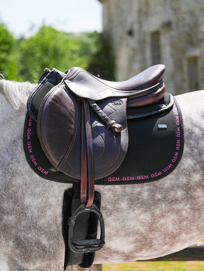 Tapis de selle MESH Noir/Rose - GEM