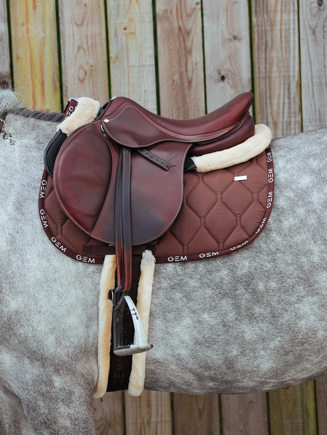 Tapis de selle LOVE Obstacle Chocolat - GEM