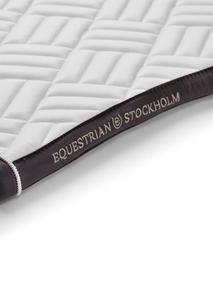 Tapis de selle Modern Blanc Dark Violet MIXTE - Equestrian Stockholm