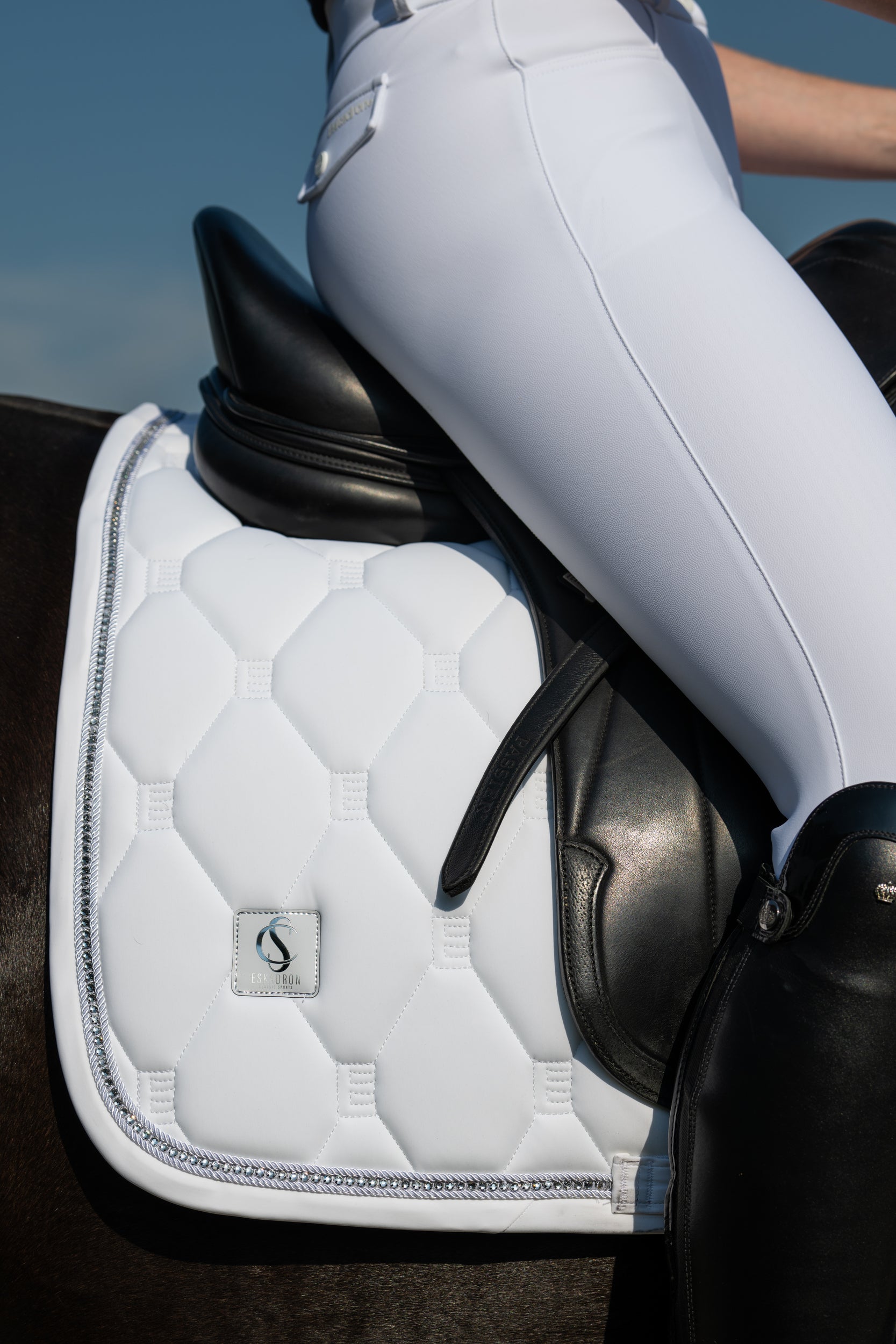 Tapis de selle Softshell Crystal Classic Sports 2025 Dressage - Eskadron