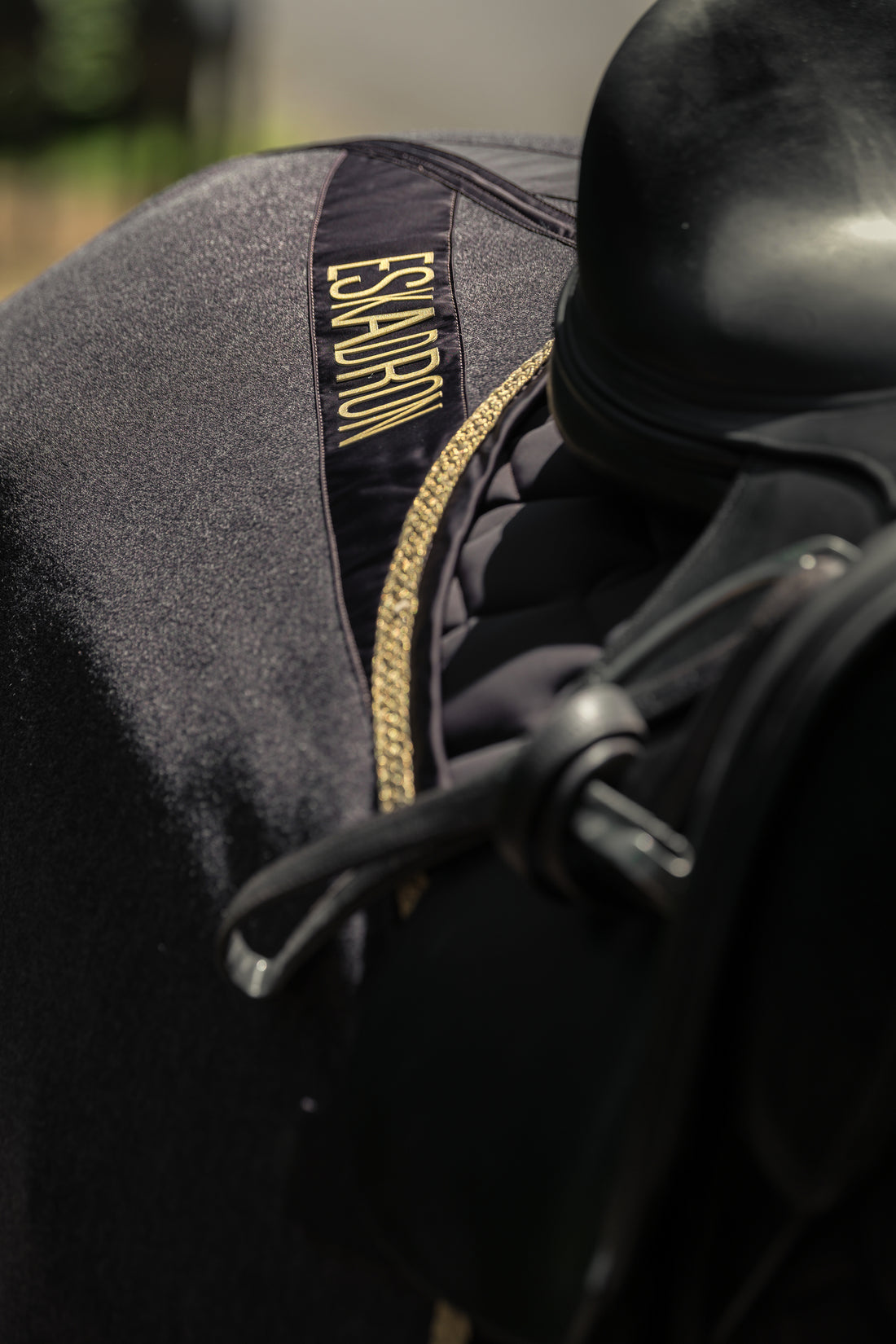 Couvre reins monoquartier Acrylic Heritage 2025 - Eskadron