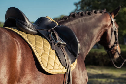 Tapis de selle GLOSSY Dressage Heritage 2025 - Eskadron