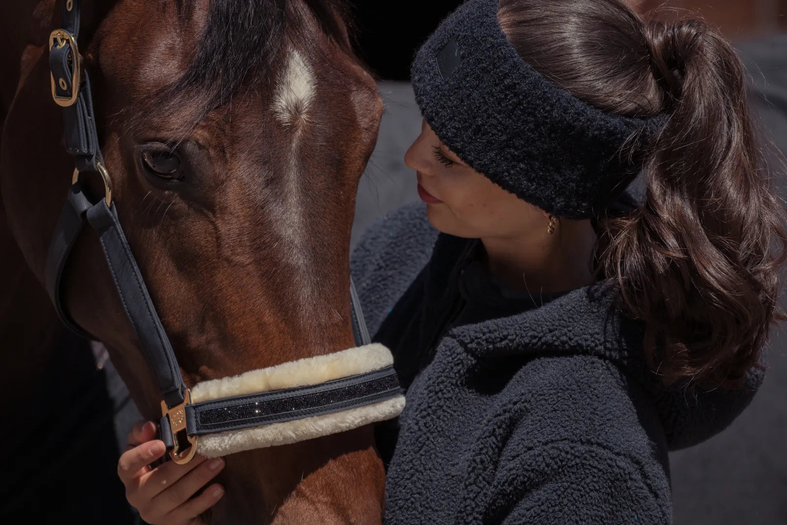 Licol Faux Leather Jewel fausse fourrure Heritage 2025 - Eskadron