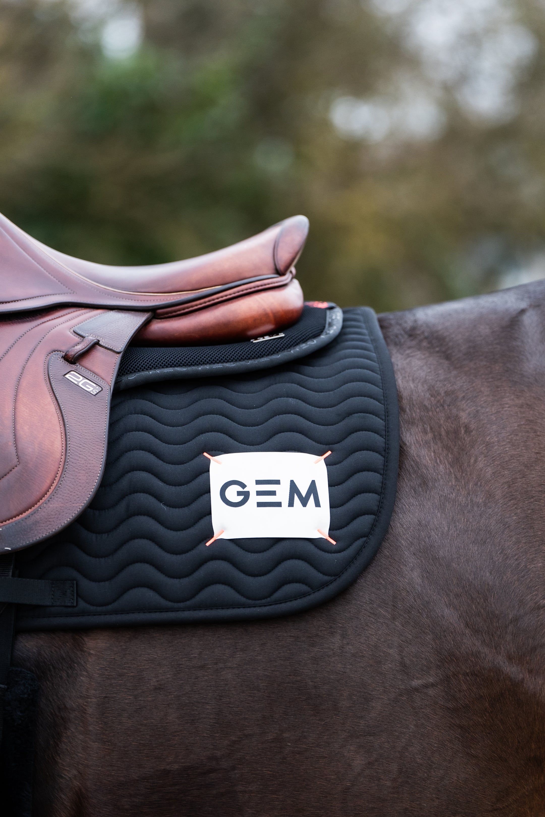 Tapis de selle TOUC TOUC Obstacle NOIR ECRU - GEM