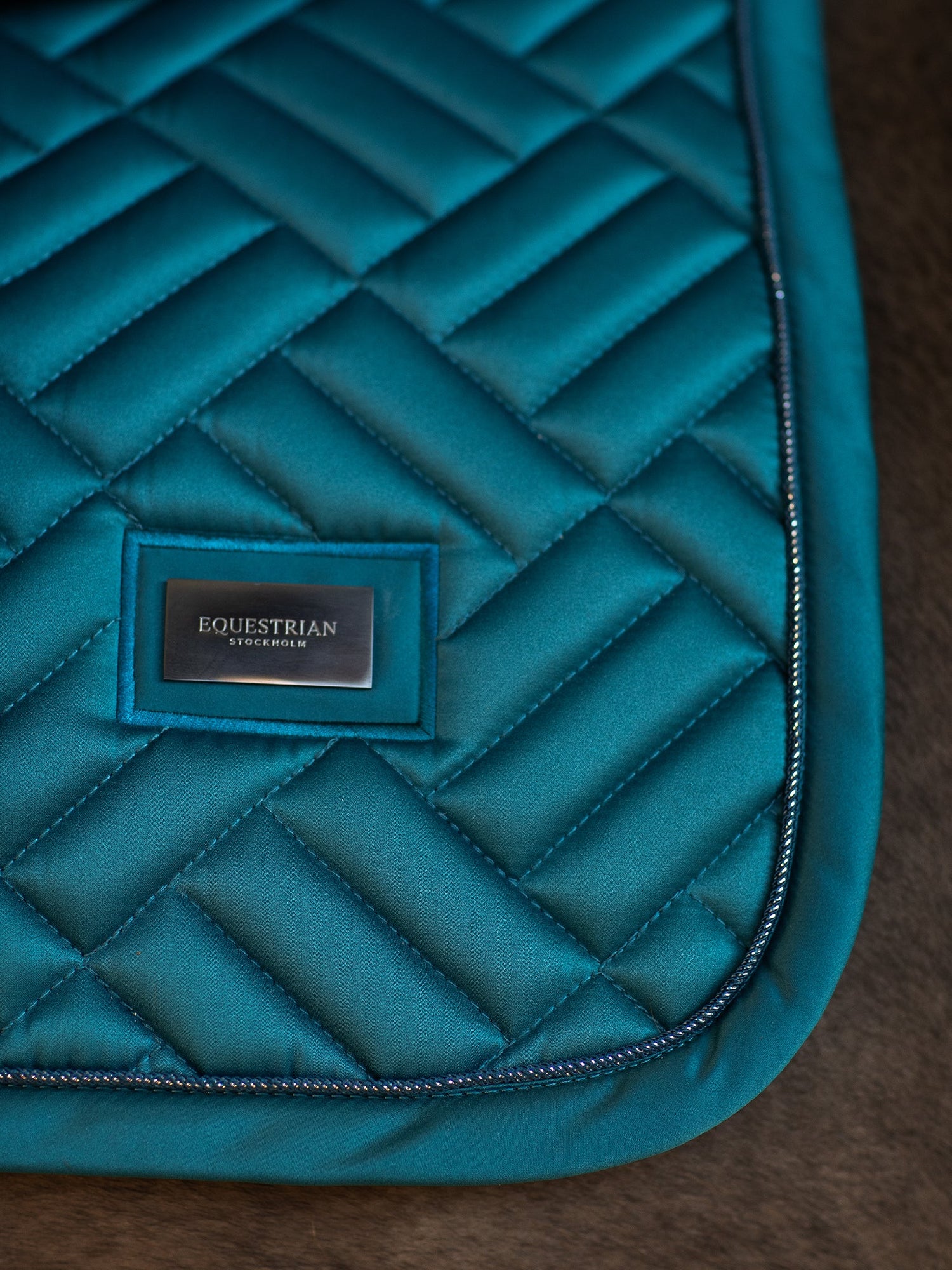 Tapis de selle Modern Teal Blue MIXTE - Equestrian Stockholm