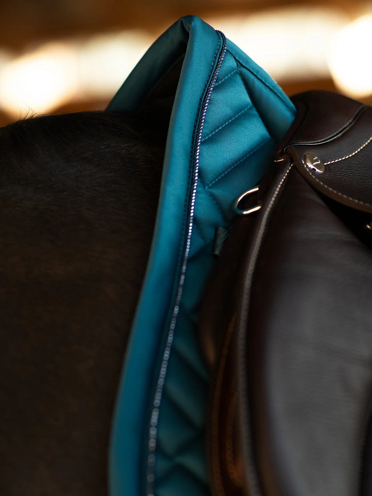 Tapis de selle Modern Teal Blue MIXTE - Equestrian Stockholm