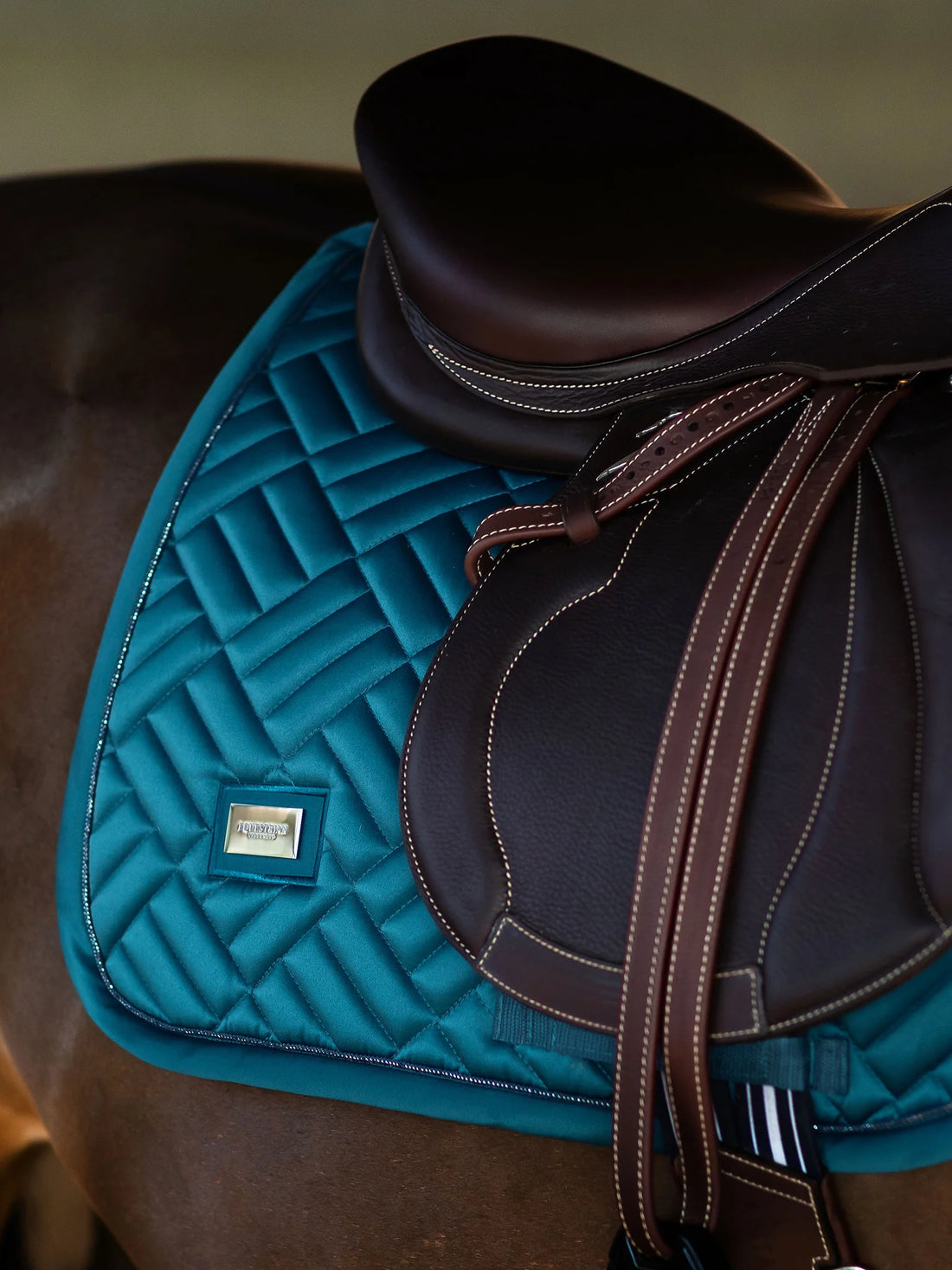 Tapis de selle Modern Teal Blue MIXTE - Equestrian Stockholm