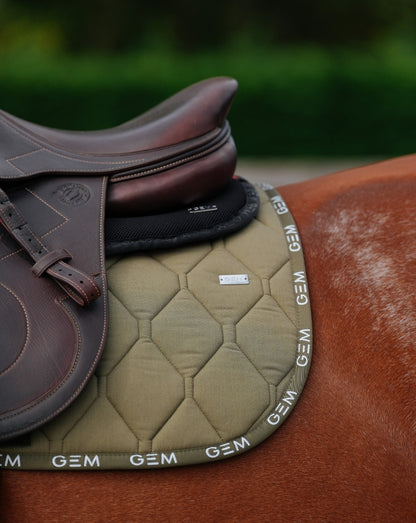 Tapis de selle LOVE Obstacle Kaki - GEM