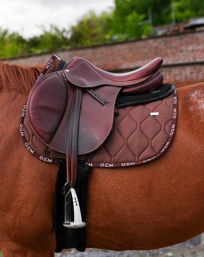 Tapis de selle LOVE Obstacle Chocolat - GEM