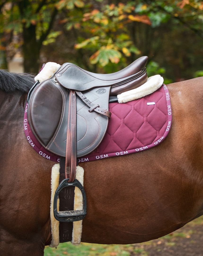 LOVE Black Coral saddle pad - GEM